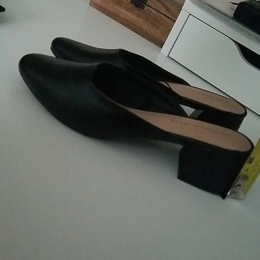 Who What Wear Black mule - 7 1/2 (OCBB) - Picture 3 of 5